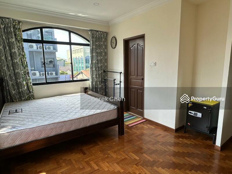 For Rent - Kembangan Court