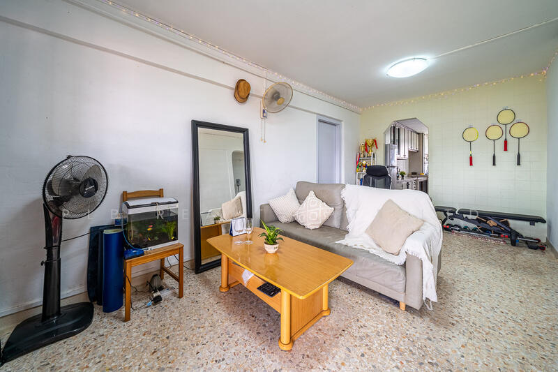 182 Ang Mo Kio Avenue 5 HDB Flat For Sale at S$ 890,000 | PropertyGuru Singapore