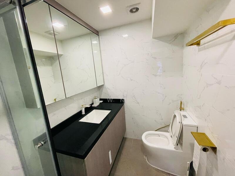 People's Park Complex, 1 Park Road, Room Rental, 160 sqft, Apartment For Rent, by Shawn Eu, 25559256 - Bathroom - PropertyGuru.com.sg
