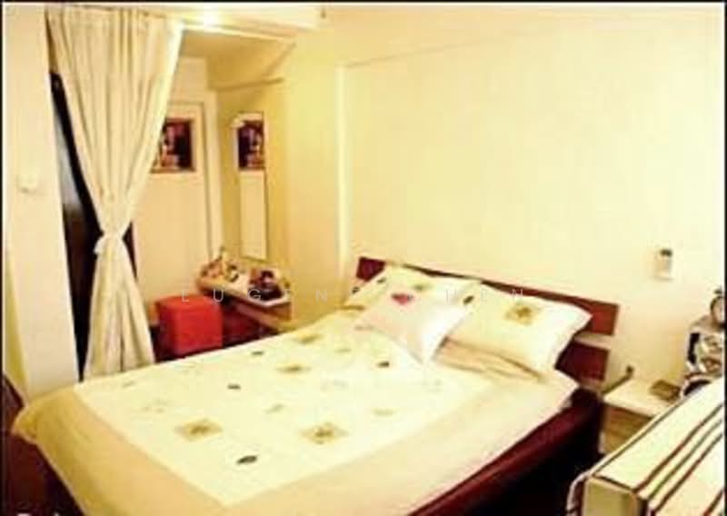 For Rent - 168A Queensway