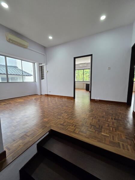 For Rent - King's Garden