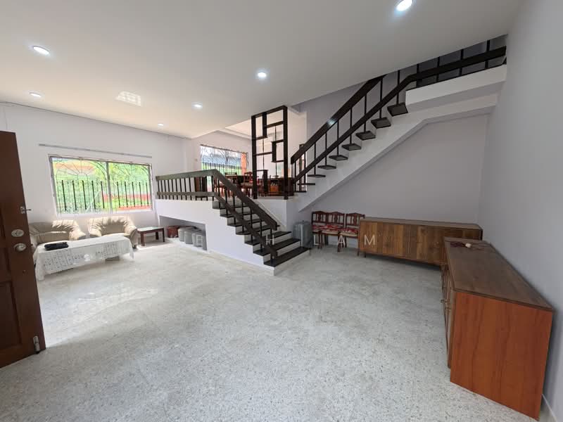 King's Garden, King's Drive, 4 Bedrooms, 3,000 sqft, Semi-Detached House For Rent, by Keith Lam, 25559497 - PropertyGuru.com.sg