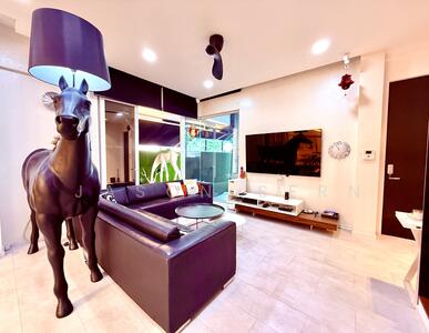 For Sale - Modern design 3.5 storey Semi-D ready to move in condition with gym facility