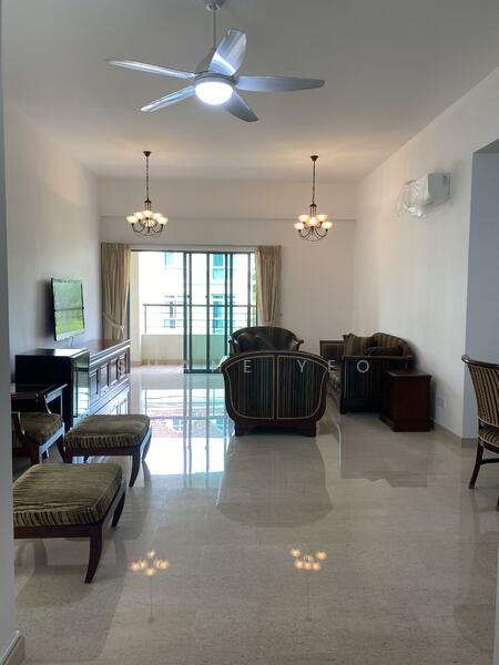 Fifth Avenue Condominium, 2 Fifth Avenue, 3 Bedrooms, 1,659 sqft, Condominium For Rent, by Shane Yeo, 25559972 - Huge Living Room - PropertyGuru.com.sg