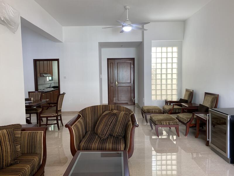 Fifth Avenue Condominium, 2 Fifth Avenue, 3 Bedrooms, 1,659 sqft, Condominium For Rent, by Shane Yeo, 25559972 - Living Room - PropertyGuru.com.sg