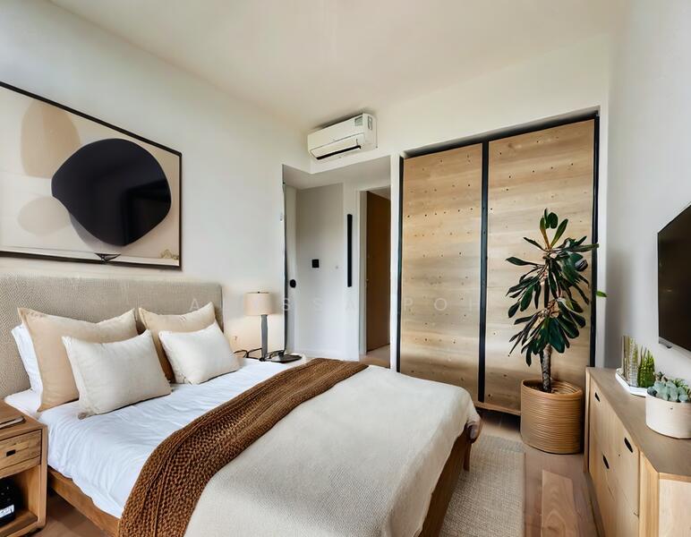 Pullman Residences, 18 Dunearn Road, 3 Bedrooms, 1,163 sqft, Condominium For Sale, by Alyssa Poh, 25560037 - Master Bedroom - PropertyGuru.com.sg