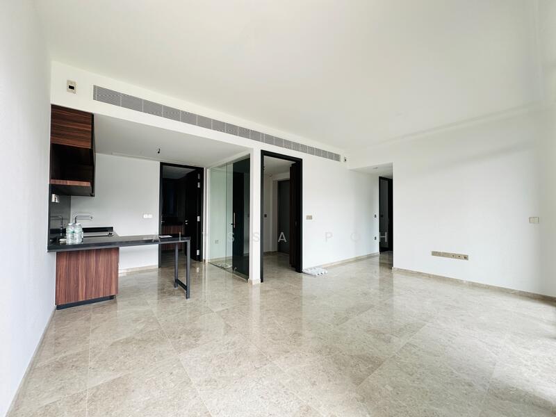 Pullman Residences, 18 Dunearn Road, 3 Bedrooms, 1,163 sqft, Condominium For Sale, by Alyssa Poh, 25560037 - Living Room - PropertyGuru.com.sg
