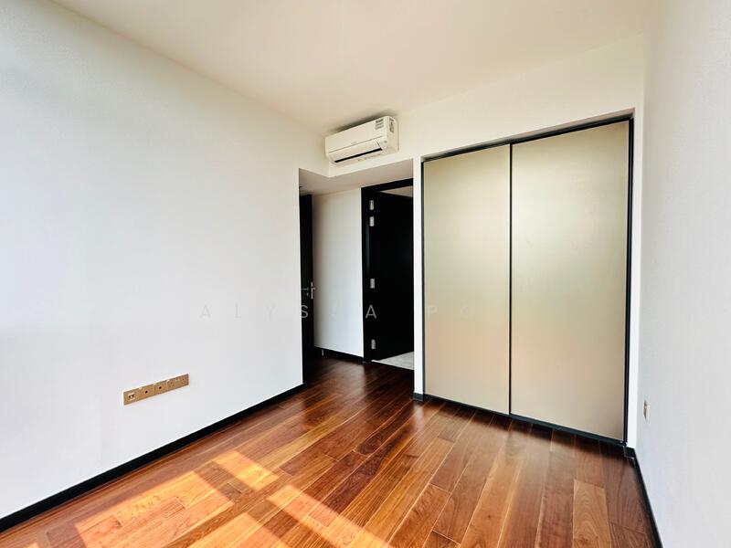 Pullman Residences, 18 Dunearn Road, 3 Bedrooms, 1,163 sqft, Condominium For Sale, by Alyssa Poh, 25560037 - Bedroom - PropertyGuru.com.sg