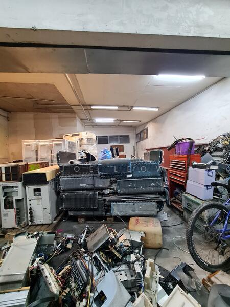 Pioneer Centre, 1 Soon Lee Street, 1,453 sqft, Factory / Workshop (B2) For Sale, by Joe Leow, 25560147 - CommercialGuru.com.sg