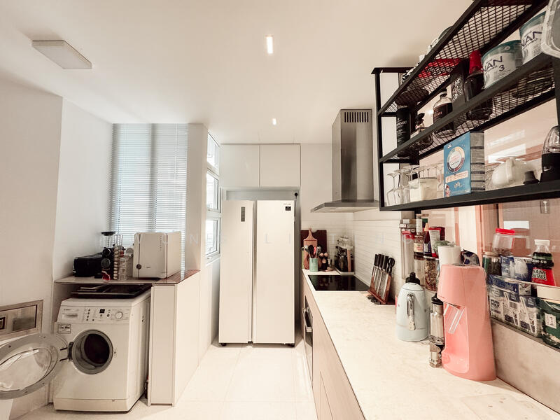 The Espira, 128 Lorong L Telok Kurau, 3 Bedrooms, 1,055 sqft, Apartment For Rent, by Wong Li Ting, 25560477 - PropertyGuru.com.sg