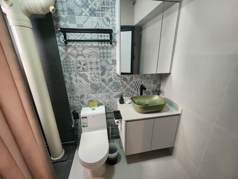 112B Depot Road, 112B Depot Road, Room Rental, 180 sqft, HDB Flat For Rent, by Mabel Yap, 25560533 - Bathroom - PropertyGuru.com.sg