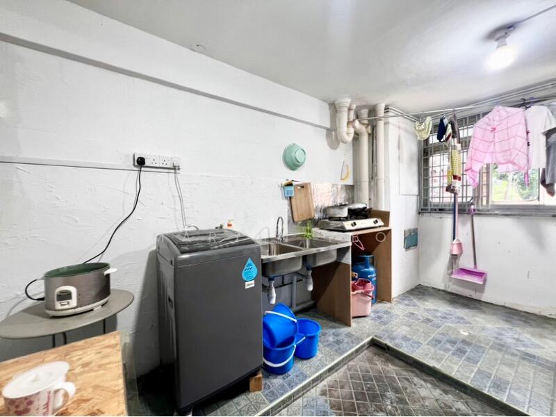 4 Changi Village Road, 4 Changi Village Road, 1,420 sqft, Shop / Shophouse For Sale, by Martin Yeo, 25560683 - CommercialGuru.com.sg