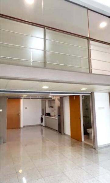 The Central, 6 Eu Tong Sen Street, Boat Quay / Raffles Place / Marina, 840 sqft, Office For Rent, by Alvin Lim, 25560959 - Living Room - CommercialGuru.com.sg