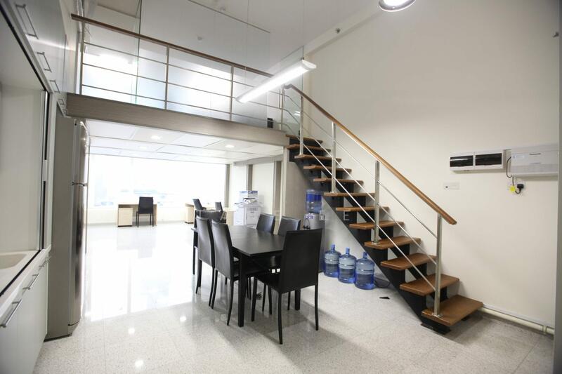 The Central, 6 Eu Tong Sen Street, Boat Quay / Raffles Place / Marina, 835 sqft, Office For Rent, by Jane Ee, 25560961 - Dining Room - CommercialGuru.com.sg