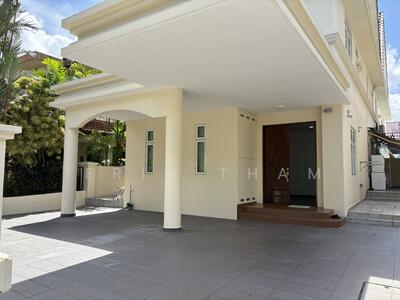 For Rent - Queen'S Road