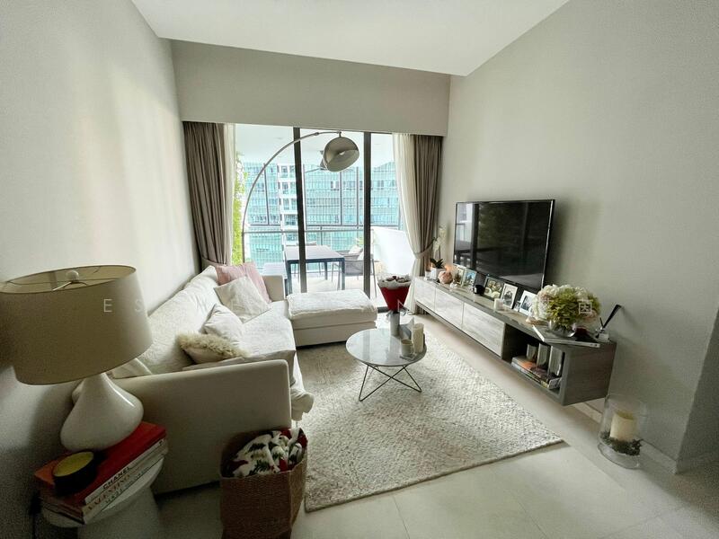 8 Saint Thomas, 8 Saint Thomas Walk, 2 Bedrooms, 807 sqft, Condominium For Sale, by Esther Wang 王芝茵, 25561288 - Living Room - PropertyGuru.com.sg