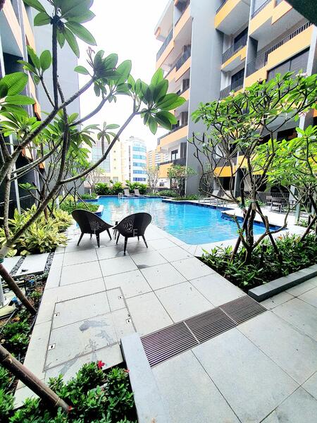 Rezi 24, 39 Lorong 24 Geylang, Eunos / Geylang / Paya Lebar, 1 Bedroom, 463 sqft, Apartment For Rent, by Chloe Chang, 25561379 - Pool - PropertyGuru.com.sg