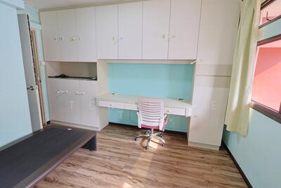 For Rent - 517C Jurong West Street 52