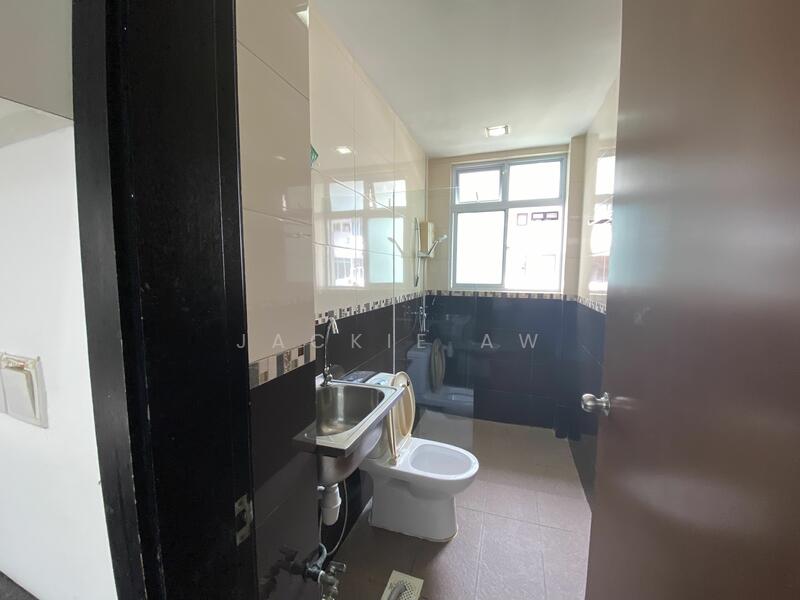 Near Bartley Mrt/Quemoy rd/upper Paya lebar rd, Near Bartley MRT /Quemoy road/How Sun road, Room Rental, 250 sqft, Terraced House For Rent, by Jackie Aw, 25561805 - PropertyGuru.com.sg