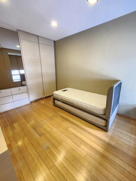 For Rent - 8 @ Mount Sophia