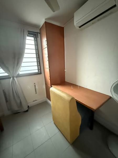 49 Circuit Road, 49 Circuit Road, Room Rental, 100 sqft, HDB Flat For Rent, by Nancy Lim, 25562027 - Study - PropertyGuru.com.sg