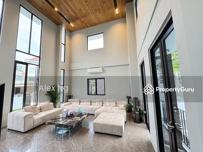 For Sale - Kew Drive, 3.5sty Bungalow + Basement + Pool, 100% Move In condition
