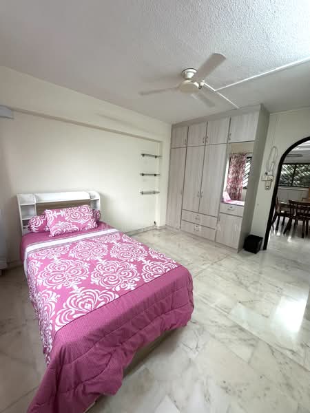 419 Bukit Batok West Avenue 2, 419 Bukit Batok West Avenue 2, Room Rental, 300 sqft, HDB Flat For Rent, by Honey Chan, 25562078 - Bedroom - PropertyGuru.com.sg