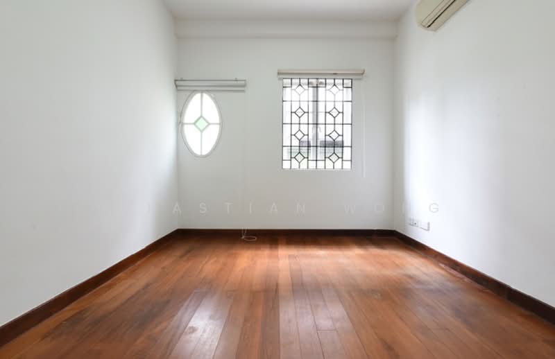 Gentle Villas, Gentle Drive, 5 Bedrooms, 7,382 sqft, Detached House For Rent, by Sebastian Wong, 25562599 - Bedroom - PropertyGuru.com.sg