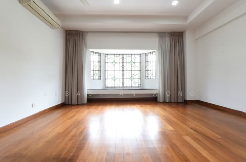 Gentle Villas, Gentle Drive, 5 Bedrooms, 7,382 sqft, Detached House For Rent, by Sebastian Wong, 25562599 - Living Room - PropertyGuru.com.sg