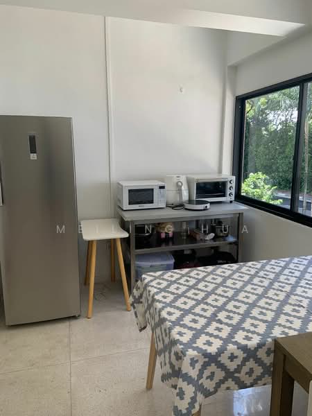 Pasir Panjang MRT Master Bedroom, Pasir Panjang Road, Room Rental, 250 sqft, Apartment For Rent, by Meiling Hua, 25563158 - Kitchen - PropertyGuru.com.sg