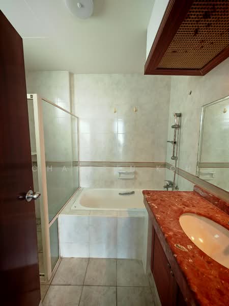 Northvale, 61 Choa Chu Kang Loop, Room Rental, 180 sqft, Condominium For Rent, by Charleen Koh, 25563232 - Bathroom - PropertyGuru.com.sg