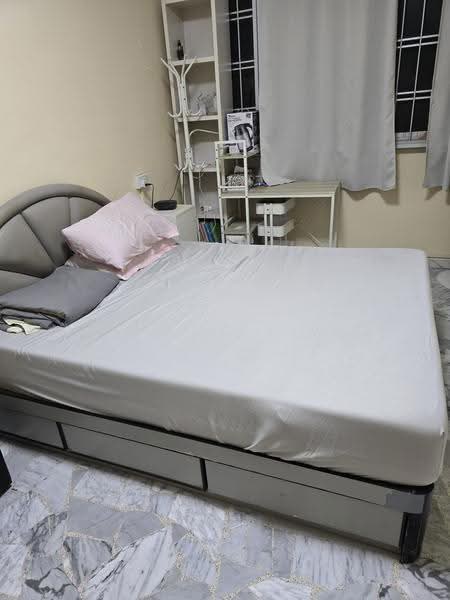 146 Gangsa Road, 146 Gangsa Road, Dairy Farm / Bukit Panjang / Choa Chu Kang, Room Rental, 200 sqft, HDB Flat For Rent, by Joyce Lim, 25563280 - Bedroom - PropertyGuru.com.sg