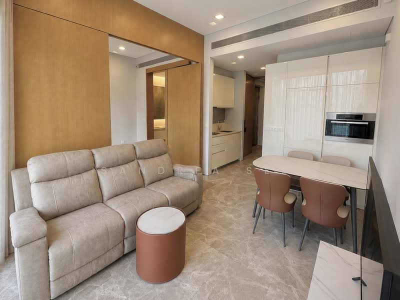 The Laurels @ Cairnhill Road, 38 Cairnhill Road, 1 Bedroom, 549 sqft, Condominium For Sale, by Sandrea See, 25563342 - Living Room - PropertyGuru.com.sg