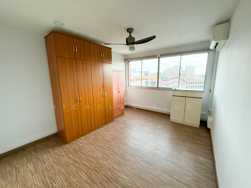 426 Hougang Avenue 6, 426 Hougang Avenue 6, 3 Bedrooms, 1,119 sqft, HDB Flat For Rent, by Nicholas Feng, 25563626 - Bedroom - PropertyGuru.com.sg