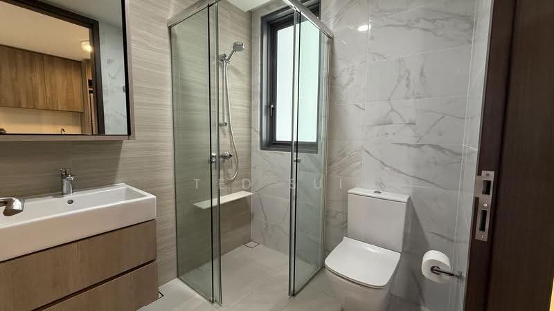 Forest Woods, Hougang / Punggol / Sengkang, 2 Bedrooms, 732 sqft, Condominium For Rent, by Ted Sui, 25563755 - Bathroom - PropertyGuru.com.sg