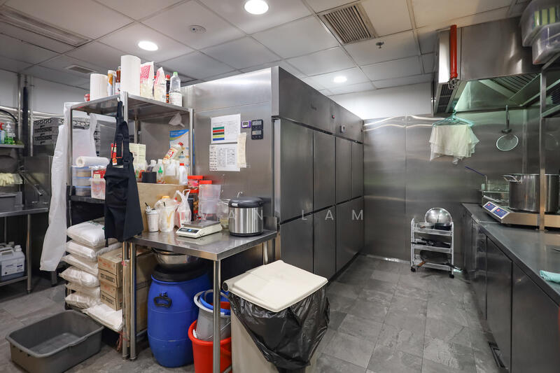 Bugis Junction, 200 Victoria Street, 2,411 sqft, Food & Beverage For Rent, by Ivan Lam, 25563923 - CommercialGuru.com.sg