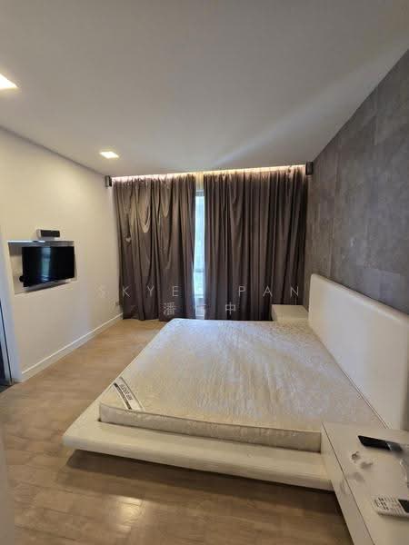 Hillbrooks, 88 Hillview Avenue, Dairy Farm / Bukit Panjang / Choa Chu Kang, 3 Bedrooms, 1,076 sqft, Condominium For Rent, by Skyes Pan, 25563956 - Master Bedroom - PropertyGuru.com.sg
