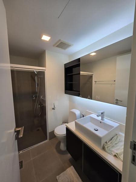 Hillbrooks, 88 Hillview Avenue, Dairy Farm / Bukit Panjang / Choa Chu Kang, 3 Bedrooms, 1,076 sqft, Condominium For Rent, by Skyes Pan, 25563956 - Bathroom - PropertyGuru.com.sg