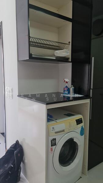 City Loft, 363 Race Course Road, 1 Bedroom, 366 sqft, Apartment For Sale, by Ramanathan Subbiah, 25564190 - Kitchen - PropertyGuru.com.sg