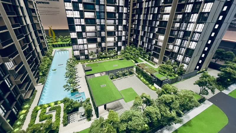Altura, 111 Bukit Batok West Ave. 8, 5 Bedrooms, 1,539 sqft, Executive Condominium For Sale, by Laven Loo 吕欣颐, 25564542 - PropertyGuru.com.sg