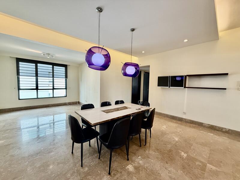 For Sale - Palm Spring