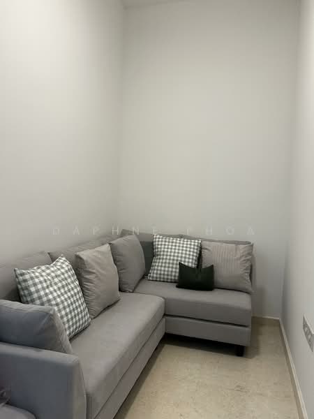 Seaside Residences, 12 Siglap Link, 1 Bedroom, 592 sqft, Apartment For Rent, by Daphne Phoa, 25564670 - Living Room - PropertyGuru.com.sg