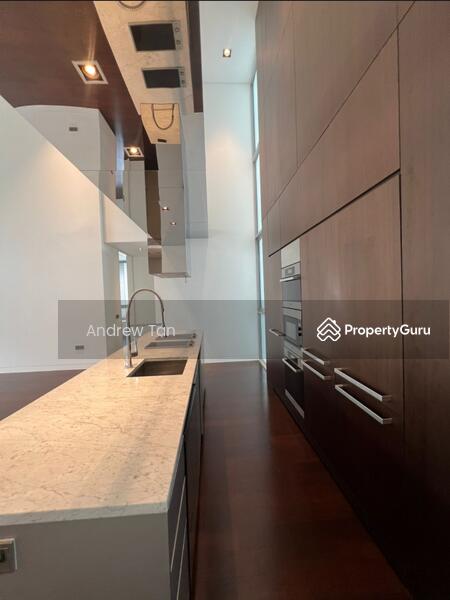 Dry kitchen