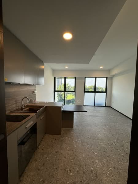 One Pearl Bank Condominium For Sale at S$ 1,080,000 | PropertyGuru Singapore - Kitchen