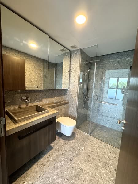One Pearl Bank Condominium For Sale at S$ 1,080,000 | PropertyGuru Singapore - Bathroom