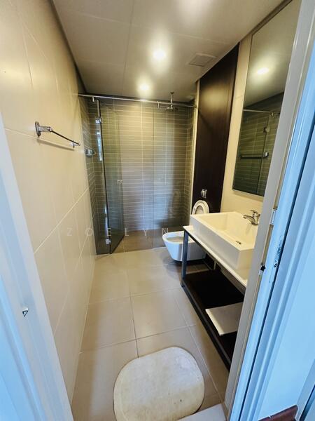 The Sail @ Marina Bay, 6 Marina Boulevard, 2 Bedrooms, 883 sqft, Condominium For Rent, by Zoelyn Lim, 25565326 - Bathroom - PropertyGuru.com.sg