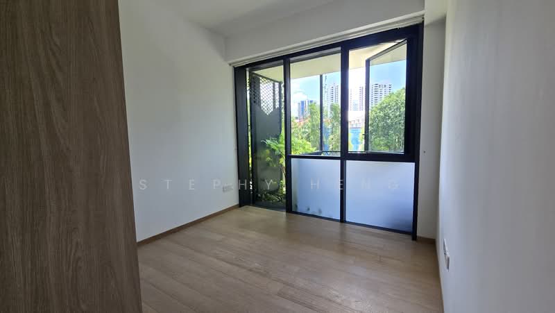 Jervois Mansion, 4 Jervois Close, 2 Bedrooms, 678 sqft, Condominium For Sale, by Stephy Heng, 25565352 - Master Bedroom - PropertyGuru.com.sg