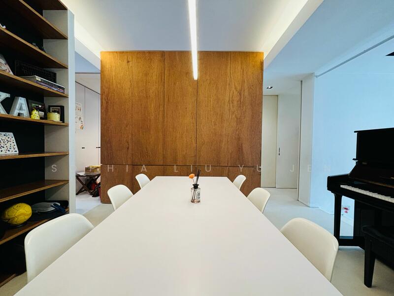 For Sale - Far Horizon Gardens