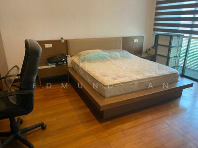For Sale - Regular shape semi detached near MRT and goo school