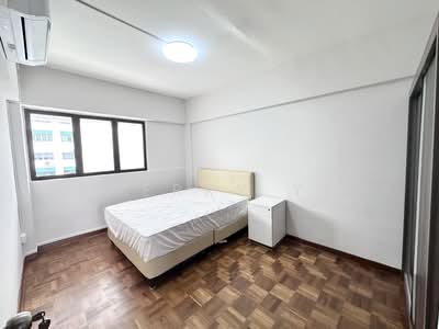 For Rent - 112 Jurong East Street 13